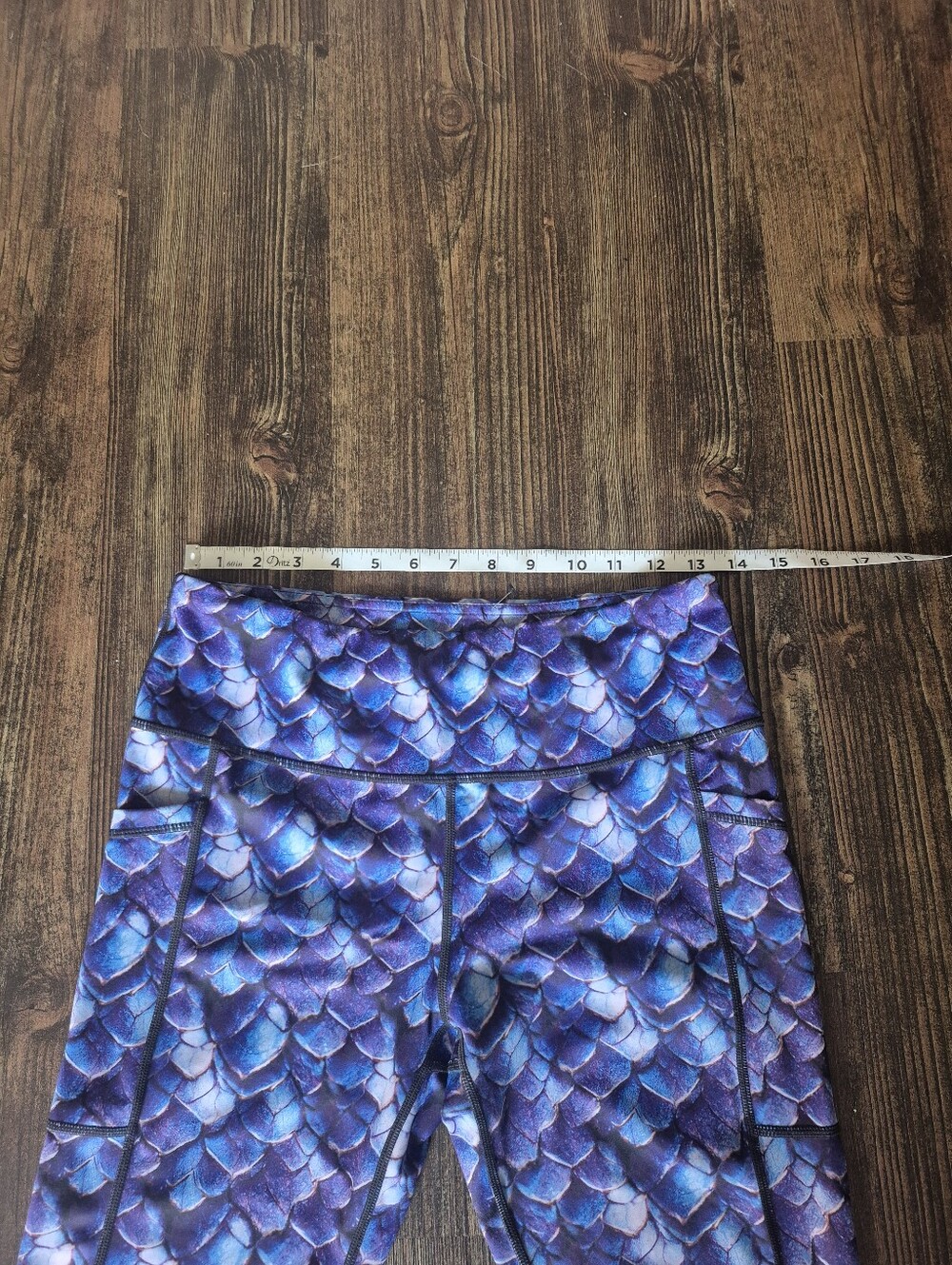 Constantly Varied Gear Mermaid Fish Scales Bra And Leggings Set Medium Large - Picture 4 of 6